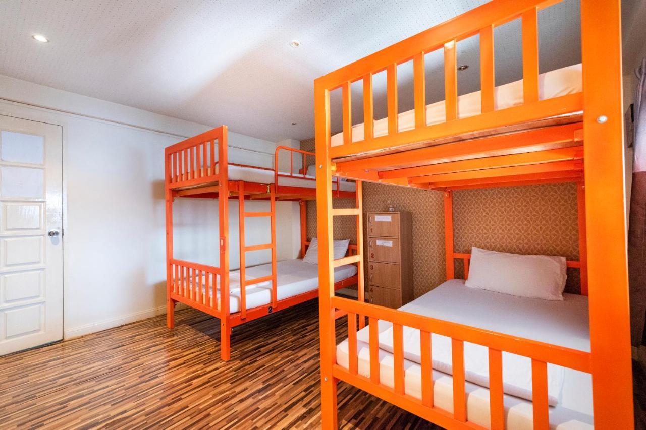 Oyo 618 At Khaosan Hostel (Adults Only) Bangkok Dış mekan fotoğraf