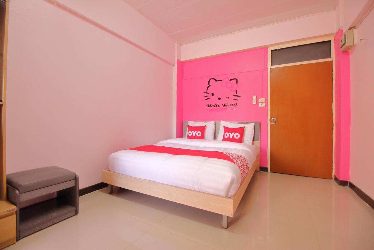Oyo 618 At Khaosan Hostel (Adults Only) Bangkok Dış mekan fotoğraf